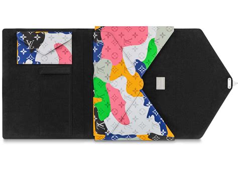 Louis Vuitton LV Portrait Mark Folder Multicolor .